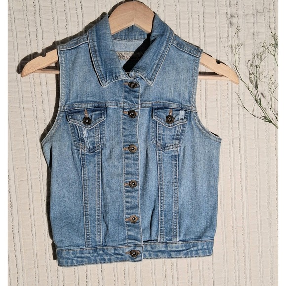Women's Light Wash Denim Jean Vest GJG Sleeveless Button Up Distressed  Size S - Picture 4 of 17